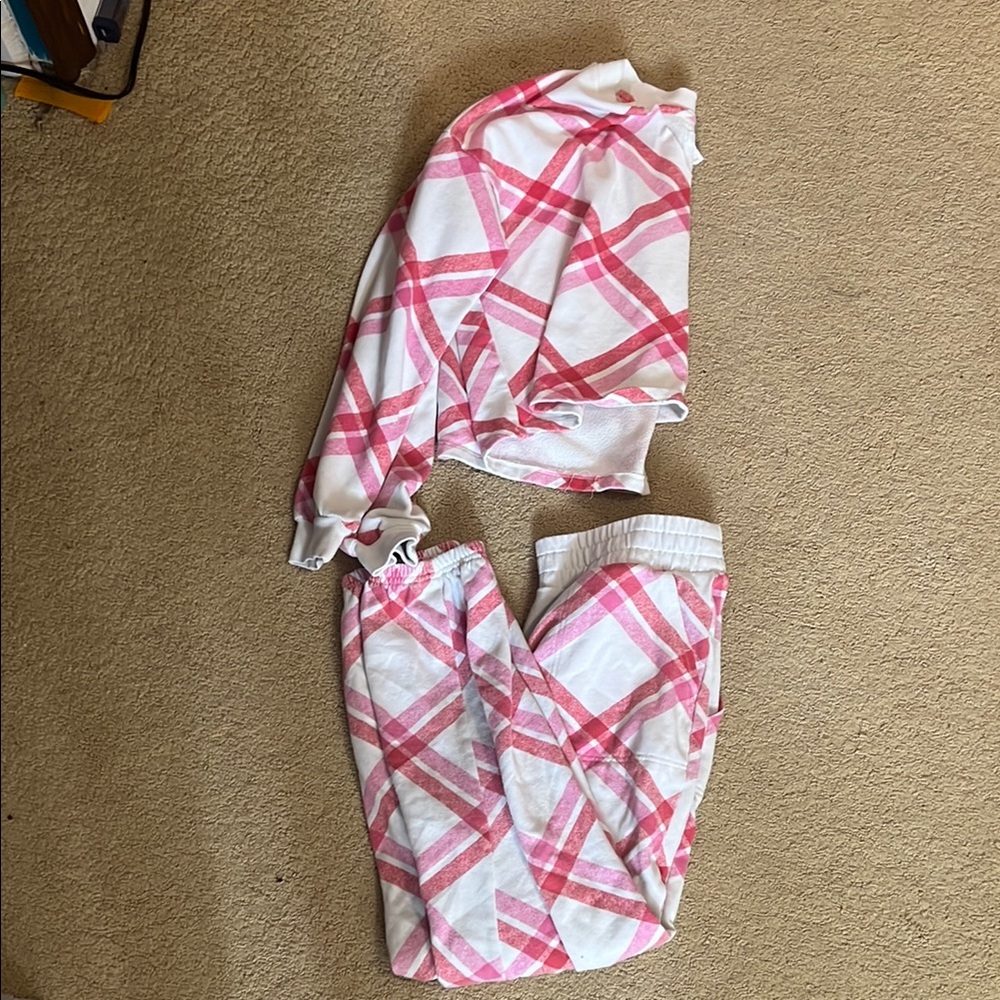 Colsie Pink and White Plaid Sweatshirt